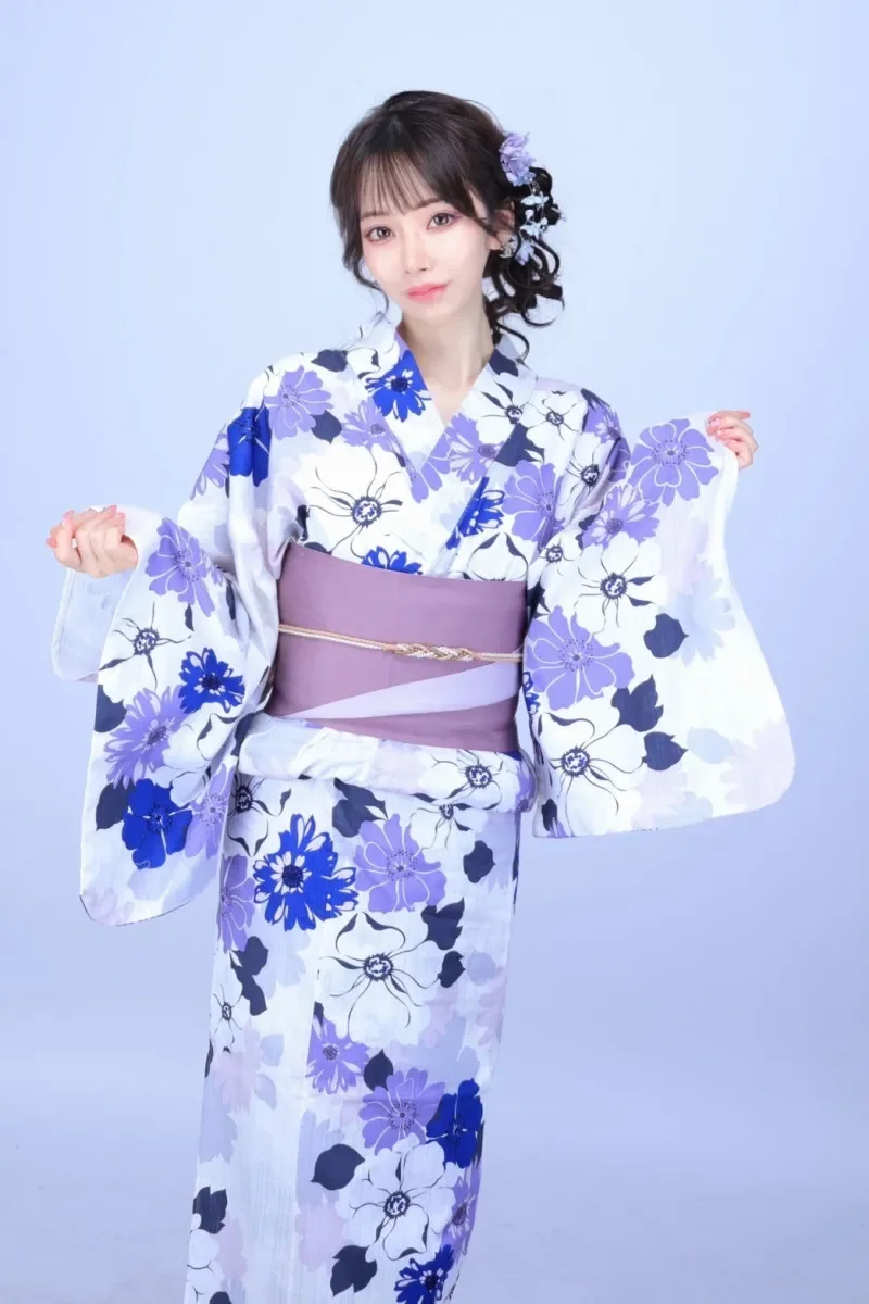 芹沢アンリ