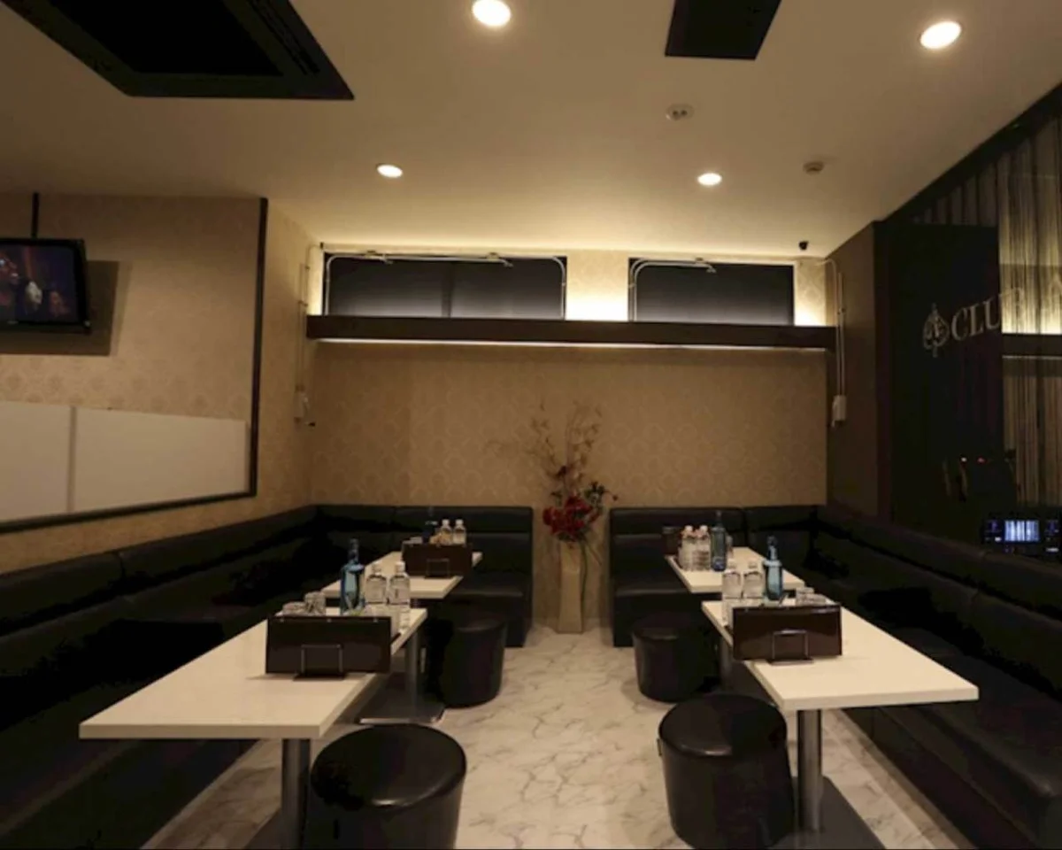 club ACE - 4